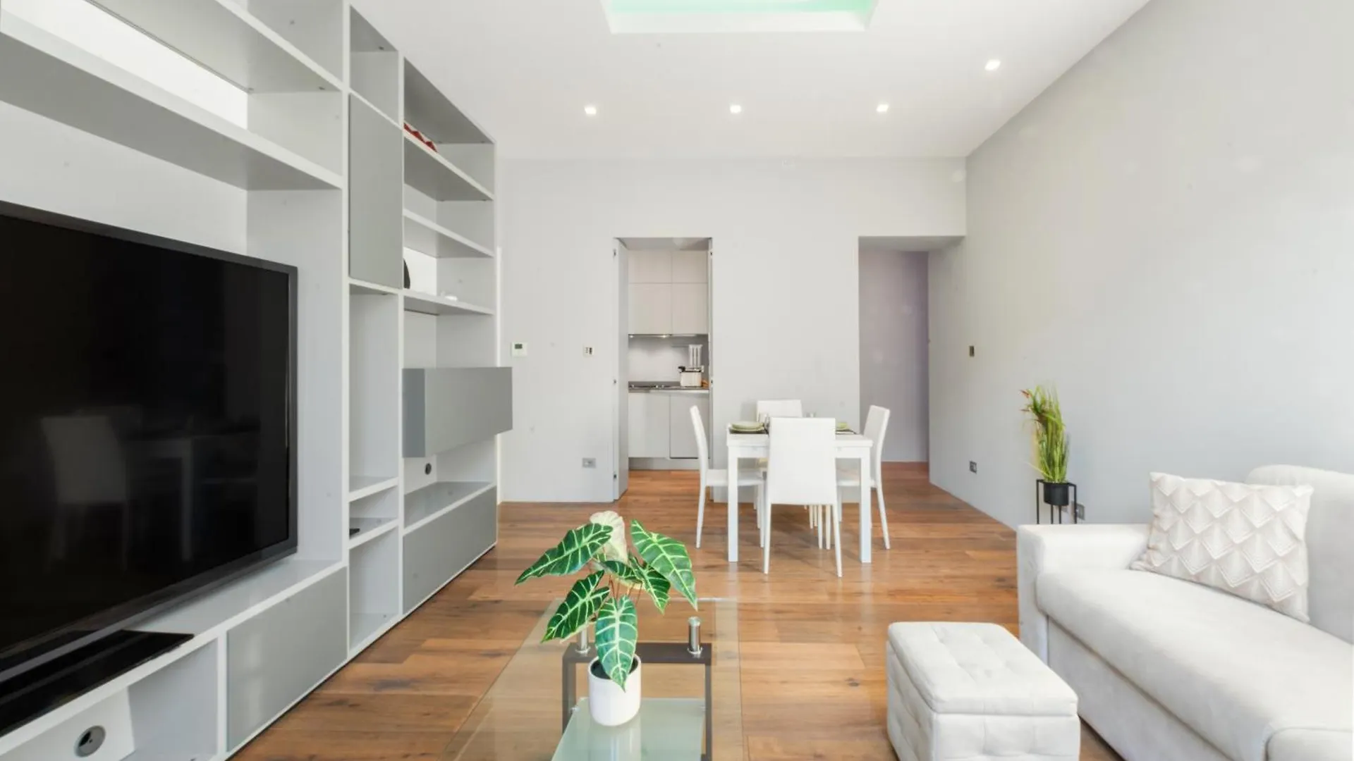 Idromassaggio Brera - 5 Min Duomo Apartment Milan